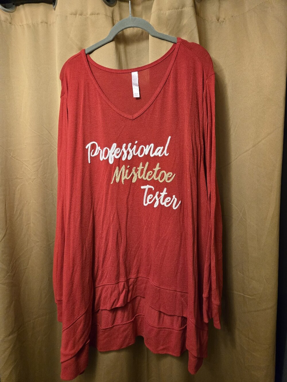 Cacique/ Lane Bryant 26/28 "Professional Mistletoe Tester" Top